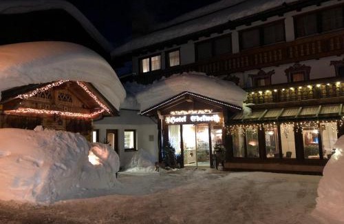 Berwang Hotel | Hotel Edelweiẞ garni - b&b