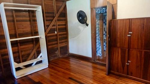 Puerto Misahuallí Cabina | Hotel El Albergue Español