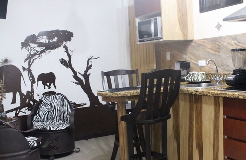 San Pedro Apartamento | HOTEL EL MUNDO EN UN CASTILLO