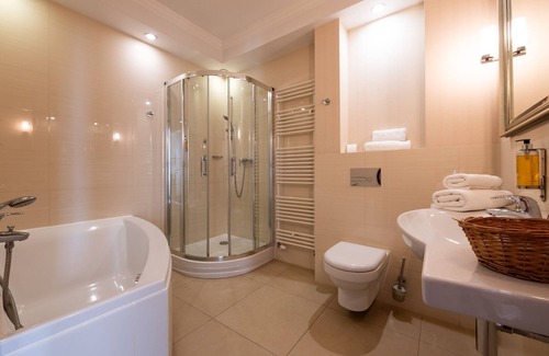 Osiedle Centrum Hotel | Hotel Esperanto