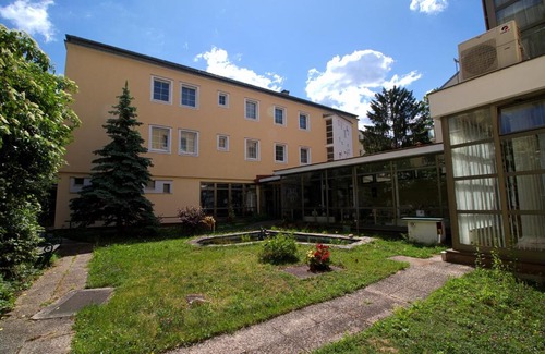 Hietzing Hotel | Hotel Garni "das Pallottihaus Wien"