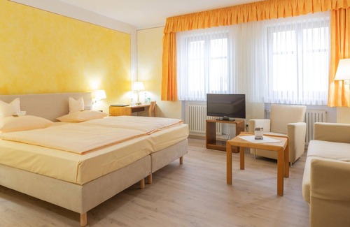 Bad Windsheim Hotel | Hotel Garni Goldener Schwan