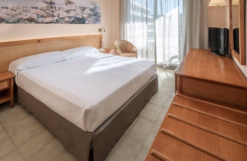 Tossa de Mar Hotel | Hotel GHT Oasis Tossa & Spa