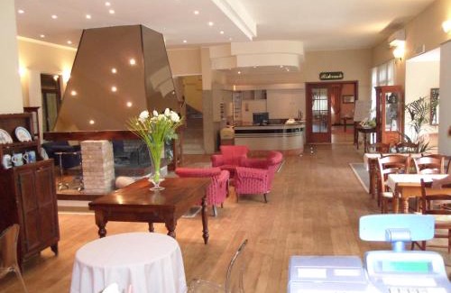 San Lorenzo in Campo Hotel | Hotel Giardino