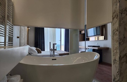 Vlore Hotel | Hotel Gold