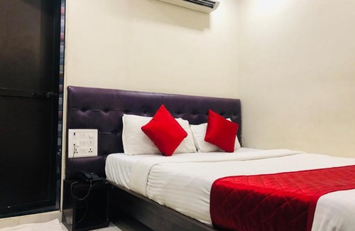 Dharavi Hotel | Hotel Guestinn Residency