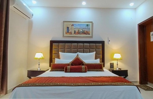 Gulberg Casa | Hotel Gulberg Grand