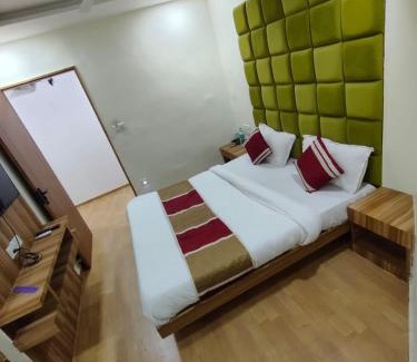 Maninagar Casa | Hotel Happy Stay