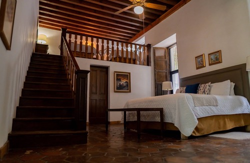 Parras de la Fuente Hotel | Hotel Hostal El Farol