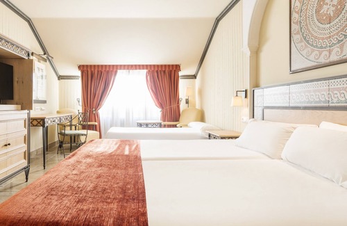 Centro histórico de Mérida Hotel | Hotel ILUNION Mérida Palace