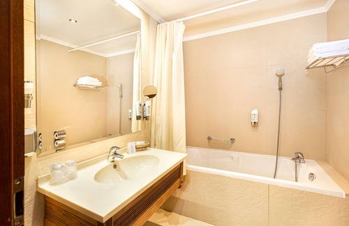 Tatranska Lomnica Hotel | Hotel International