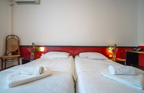 Cove Rogacic Casa | Hotel Issa - Double Room Sea View 22