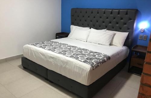 Ricardo Flores Magon Hotel | Hotel Jar8 Acuario enfrente al Acuario de Veracruz