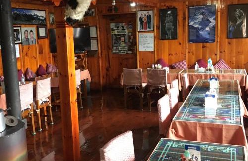 Namche Bazaar Cabina | Hotel Khangri