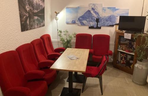 Saint-Gervais-les-Bains Hotel | Hotel La Chaumière Garage Moto gratuit Hôtel à 100 m du télécabine