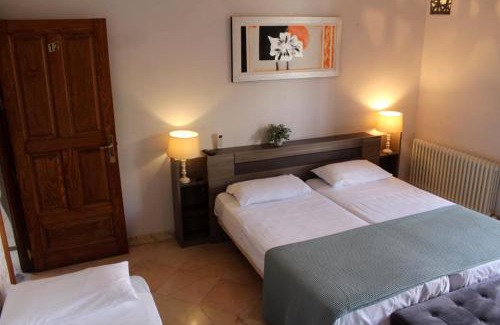 La Zubia Cama Y Desayuno | Hotel La Zubia , Granada