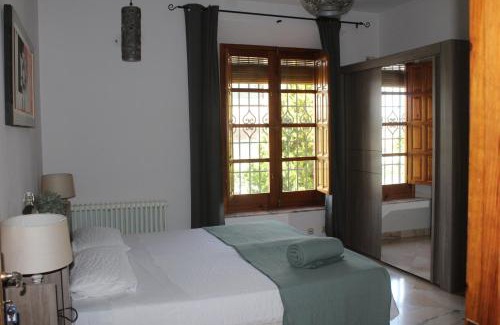 La Zubia Cama Y Desayuno | Hotel La Zubia , Granada