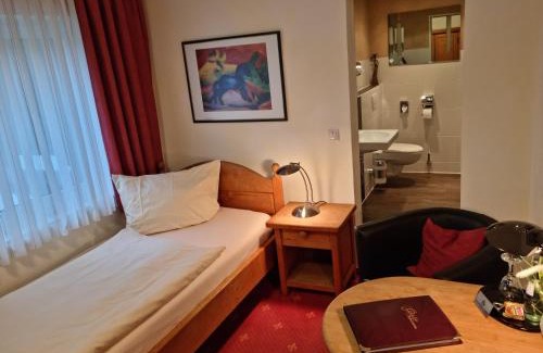 Wenden Hotel | Hotel Landhaus Berghof