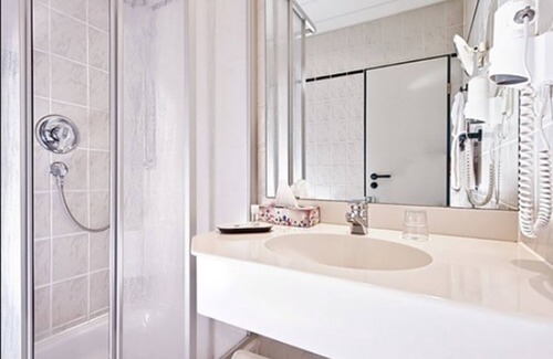 Dierkow-Ost Hotel | Hotel Landhaus Dierkow