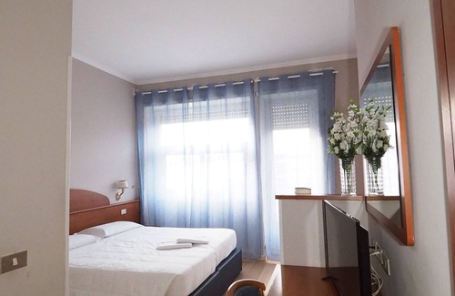 Nomentano Hotel | Hotel Laura