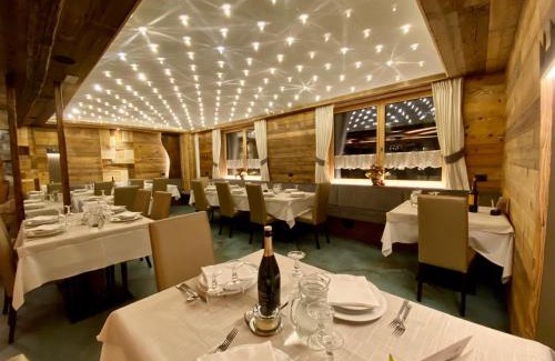 San Giovanni di Fassa Hotel | Hotel Laurino