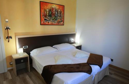 Consiglio di Rumo Hotel | Hotel Lauro