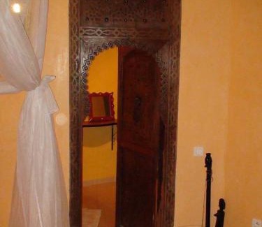 Saly Cama Y Desayuno | HOTEL Le Clos Des Papillons