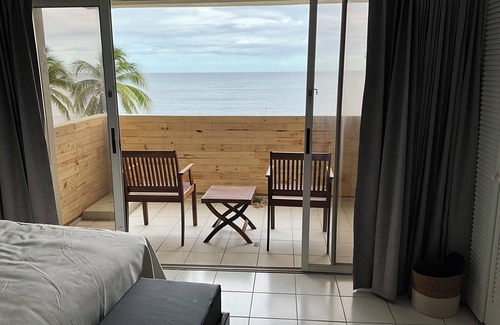 St. Lawrence Gap Hotel | Hotel Le Roy