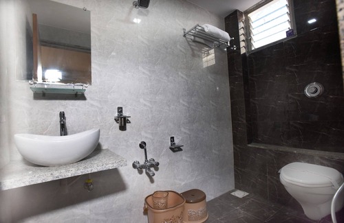 Changodar Hotel | Hotel Luxura