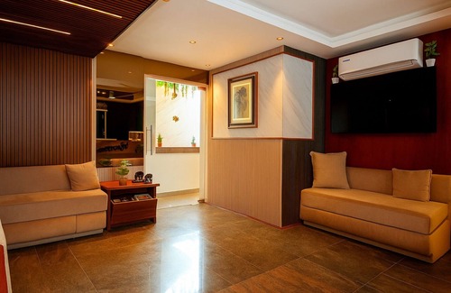 Vellore Hotel | Hotel Maitreya Inn