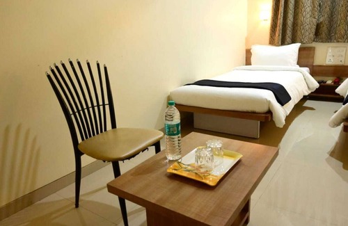 Rajgurunagar Hotel | Hotel Matrix Inn
