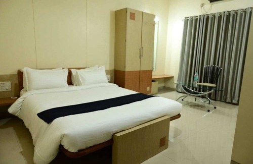 Rajgurunagar Hotel | Hotel Matrix Inn