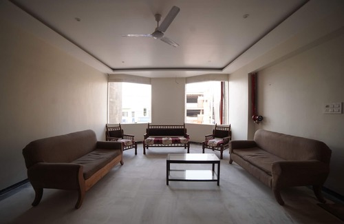 Rajnandgaon Hotel | Hotel Mayur