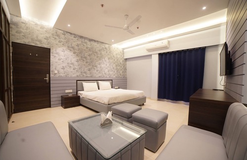 Rajnandgaon Hotel | Hotel Mayur