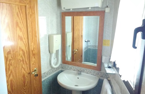 Banyeres de Mariola Hotel | Hotel Meson El Castillo