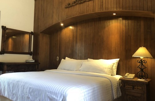 Centro comercial Shopping Centro Pinda Hotel | Hotel Mi Solar