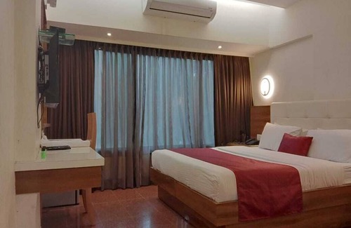 Santacruz West Hotel | Hotel Milan International