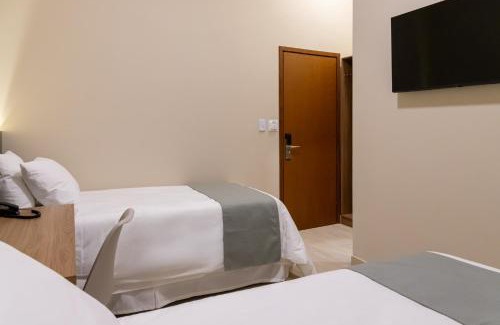 Sao Sebastiao do Paraiso Hotel | Hotel Monsenhor