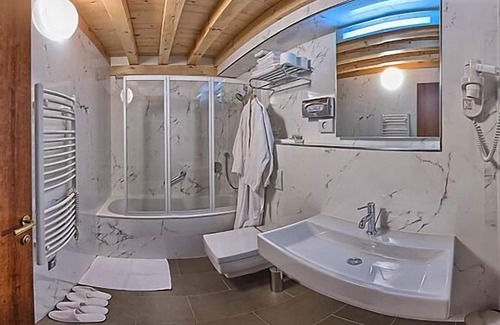 Trogir Hotel | Hotel Monika