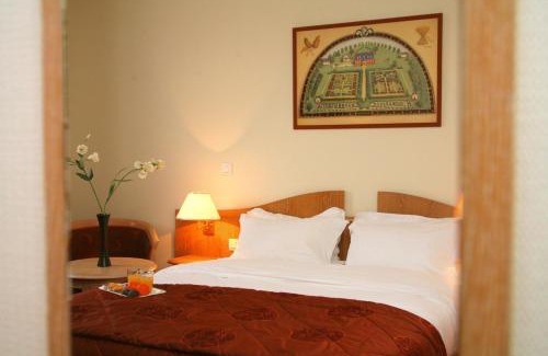 Antony Hotel | Hotel Montbriand Antony - Ancien Alixia