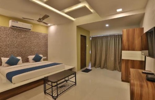 Paldi Casa | Hotel Neelkanth Bliss, Ahmedabad,