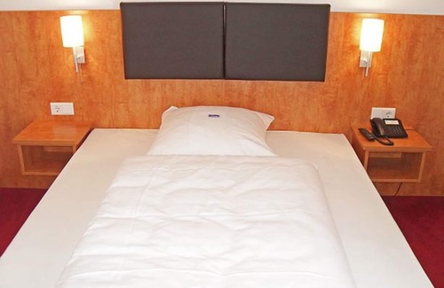 Stammheim-Sud Hotel | Hotel Neuwirtshaus