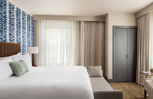 Green Bay Hotel | Hotel Northland, Autograph Collection