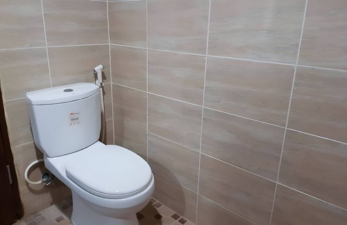 Mamuju Hotel | Hotel O Emmy Homestay Syariah