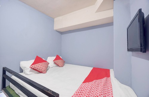 Kemang Hotel | Hotel O Helloroom Bangka