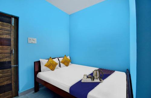 Thakurpukur Hotel | Hotel O Singh Guest House