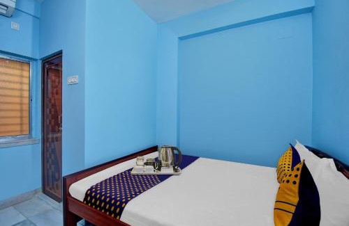 Thakurpukur Hotel | Hotel O Singh Guest House
