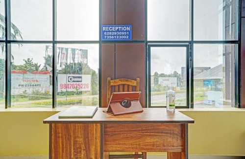 Nedumbassery Hotel | Hotel O Thaza