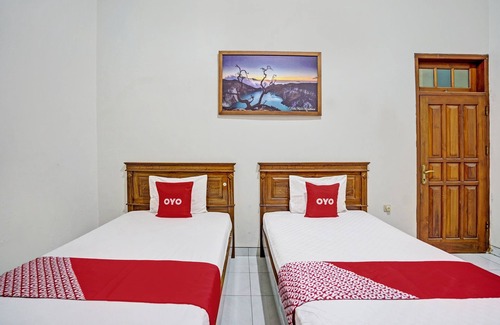 Banyuwangi Hotel | Hotel O Villa Kusuma ResidenceNearRSI Fatimah Banyuwangi