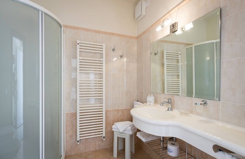 Malcesine Hotel | Hotel Oasi Beach